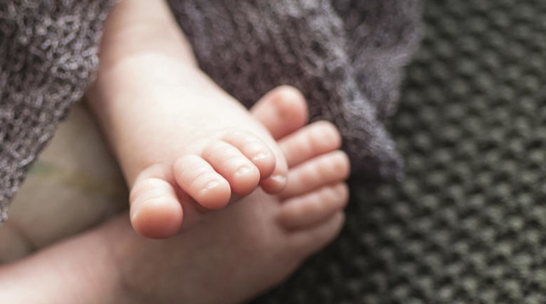 Δήλωσε ότι ήταν δικό του, παιδί φίλου του για να πάρει επίδομα