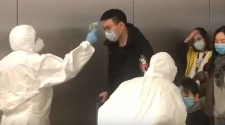 Ετσι γίνεται η θερμομέτρηση των επιβατών από Κίνα στο Ελ. Βενιζέλος- βίντεο