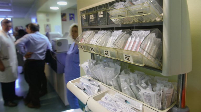 Καλπάζει η γρίπη στην Ελλάδα : 17 νέοι θάνατοι την περασμένη εβδομάδα