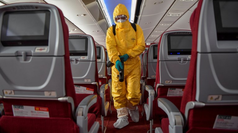 Κοροναϊός: Ελλείψεις μασκών, στολών και γαντιών σε όλο τον κόσμο λέει ο ΠΟΥ