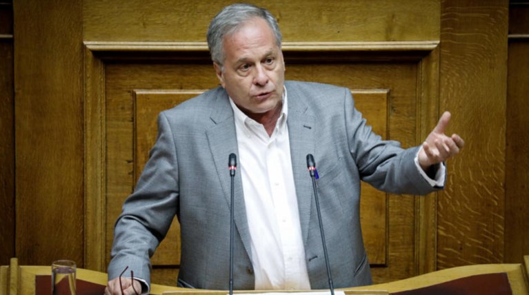 Βουλευτής ΣΥΡΙΖΑ για τον τοξοβόλο: «Σιγά τον εγκληματία»