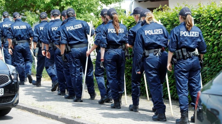 Ζητούνται πράκτορες και αστυνομικοί στη Γερμανία