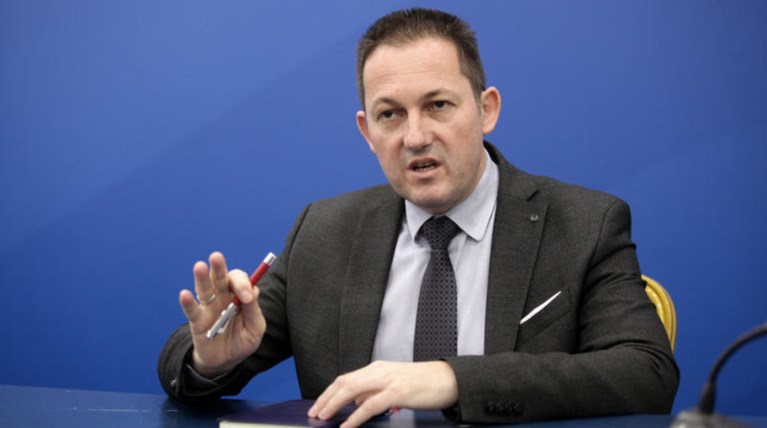 Πέτσας: Είμαστε μακριά από τη Χάγη, δεν υπάρχουν γκρίζες ζώνες στο Αιγαίο