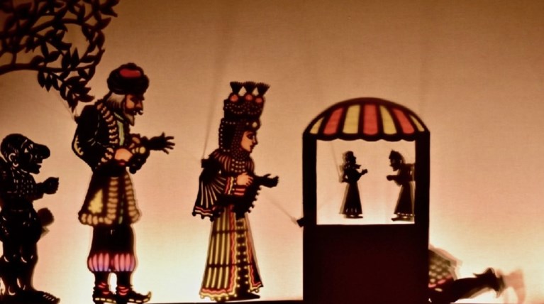 Η «Φιλοθέη η αρχοντοπούλα των Αθηνών» στο Δημοτικό Θέατρο του Πειραιά