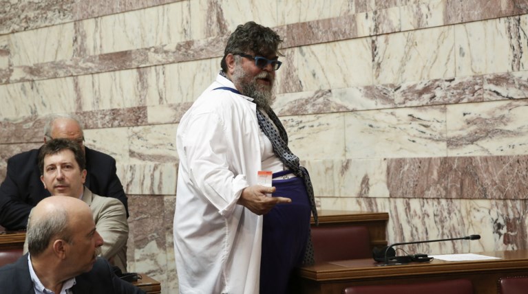 Κραουνάκης: Έκανα πλάκα λέει για το τραγούδι με «το μ@@νί του»