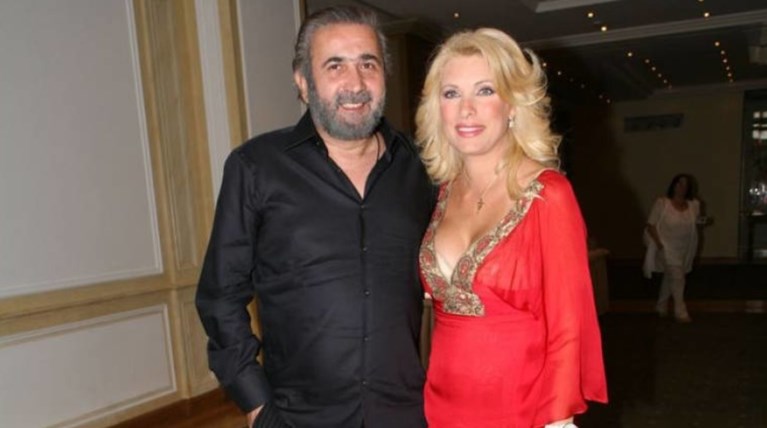 Λαζόπουλος για Μενεγάκη: Για ξανθιά είναι... πολύ μελαχρινή