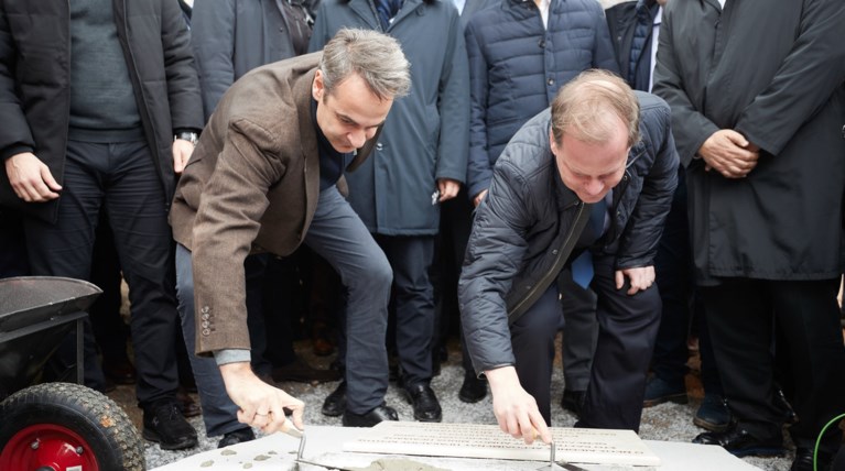Μακάβριος ...Σπίρτζης: Ταφόπλακα βάζει η κυβέρνηση στα έργα
