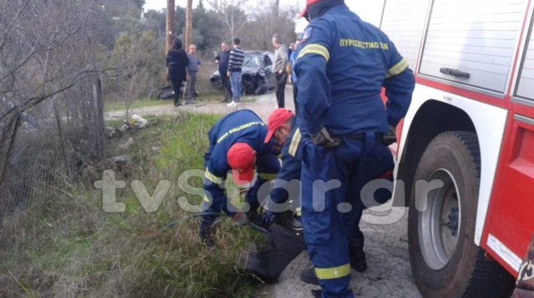 Τραγωδία: 43χρονη έπεσε σε γκρεμό μετά από σύγκρουση (φωτογραφίες)