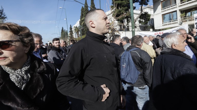 Οι νησιώτες έδιωξαν Κασιδιάρη και Λαγό από το συλλαλητήριο [βίντεο]