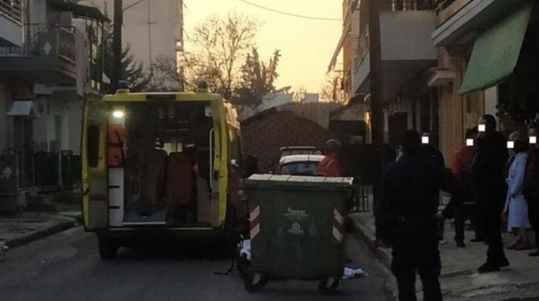 Τραγωδία στη Λάρισα: 76χρονη έπεσε από τον 2ο όροφο