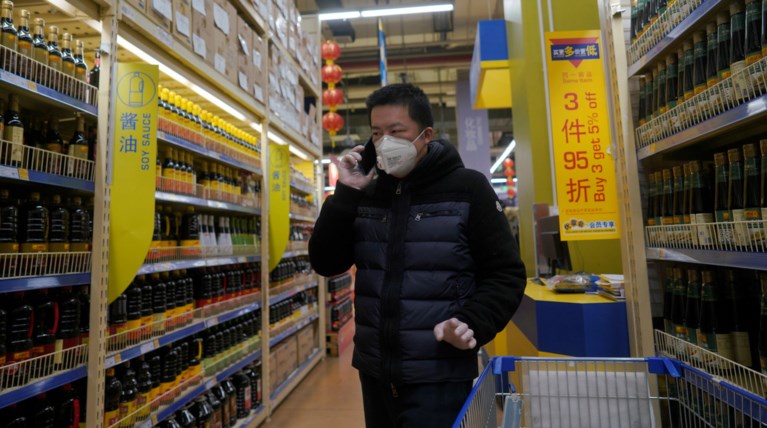 Κοροναϊός: Αρχίζουν να αποδίδουν τα πρώτα μέτρα, λένε οι αρχές