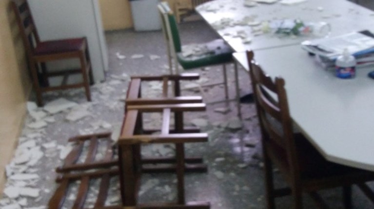 σχολείο ν ιωνία