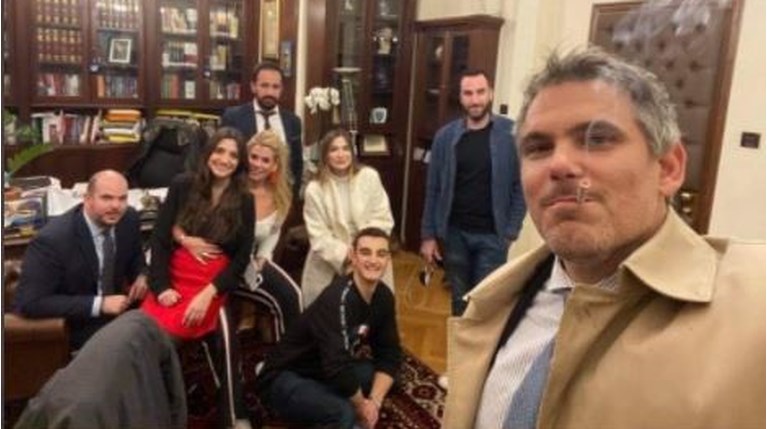 προεδρος ΔΣΑ
