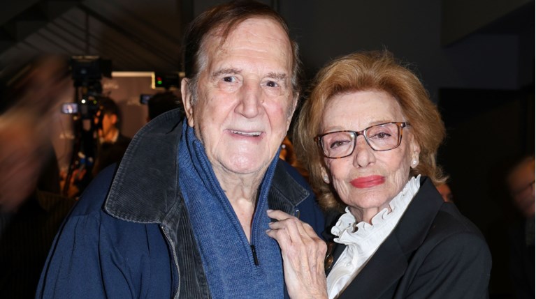 μαρω κοντου