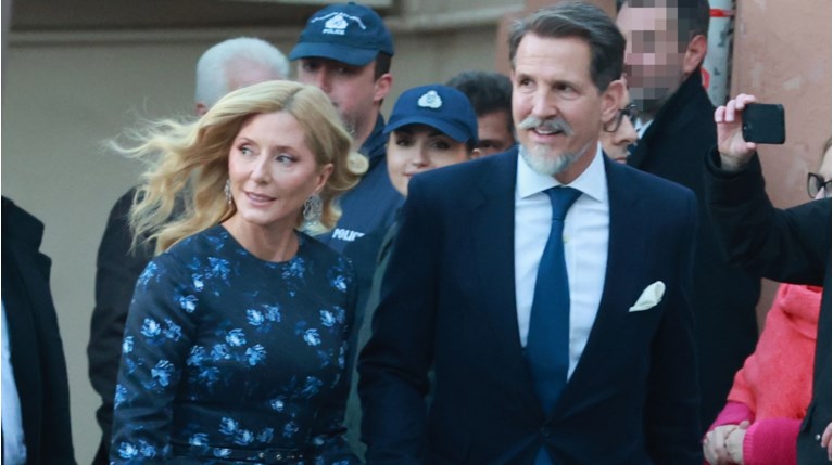 παυλοσ μαρι σανταλ