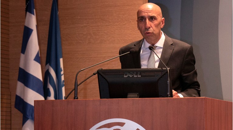 Γιάννης Μπρατάκος