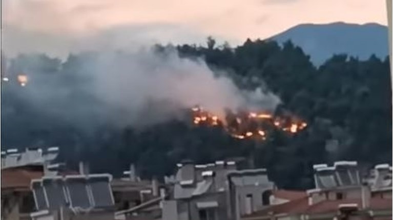 ΦΩΤΙΑ ΣΕΡΡΕΣ
