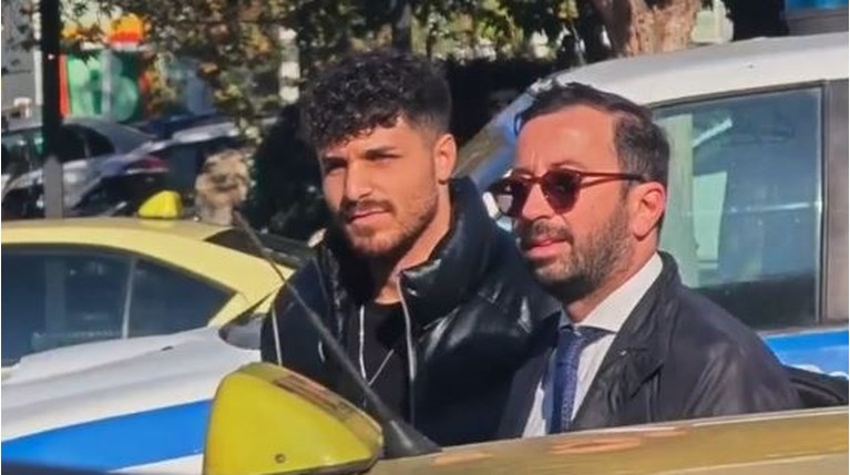 μαζωνακησ 21χρονος