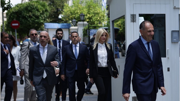 Ράπτη - Μπρατάκος