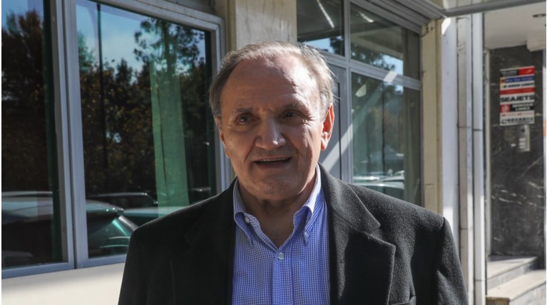 Στέφανος Τζουμάκας