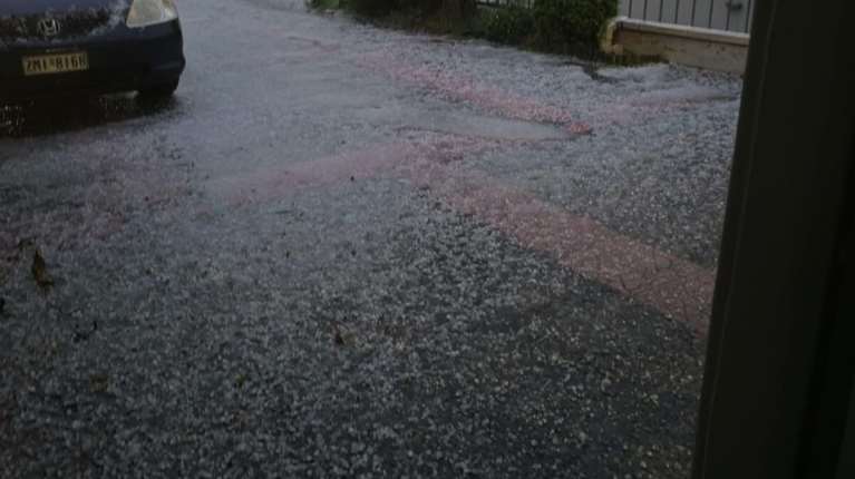 Κακοκαιρία Adel: Το έστρωσε... στην Κάντζα από το χαλάζι [βίντεο]