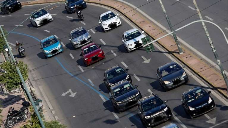 &quot;Υποχρεωτική&quot; ασφάλιση των ΙΧ για φυσικές καταστροφές - Πότε πρέπει να ασφαλίζονται ακόμη και αν είναι σε ακινησία