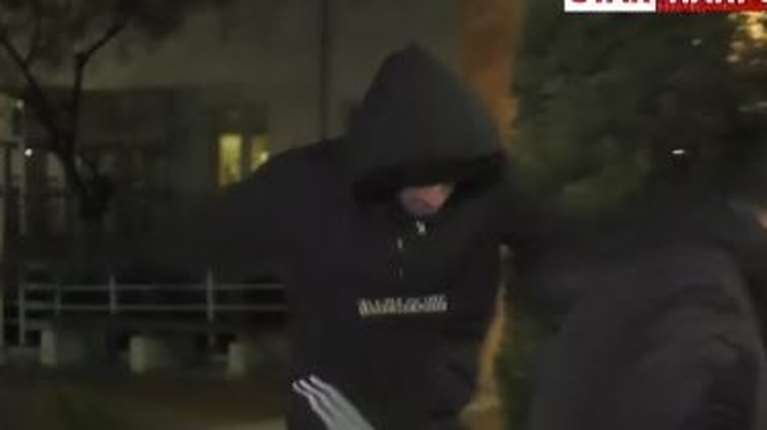 Θεσσαλονίκη: Δημοσιογράφοι στο "Παπαγεωργίου" δέχθηκαν επίθεση σε ζωντανή μετάδοση από αγνώστους