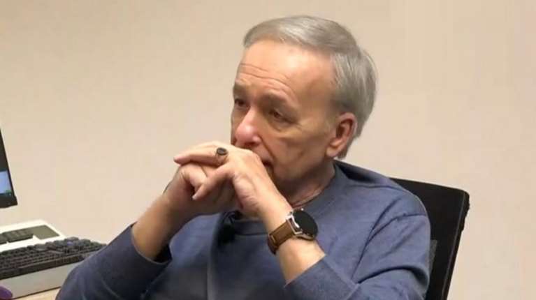 Ανδρέας Μικρούτσικος: Μετά από δύο εντατικές, έχω άλλες πέντε ζωές - Είμαι γάτα [Βίντεο]