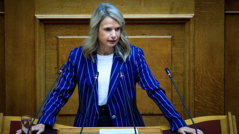 Μιλένα Αποστολάκη για τη νέα σύμβαση με Hellenic Train: Ξανά σε δεύτερη μοίρα το δημόσιο συμφέρον και η ασφάλεια