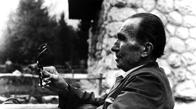 Καζαντζάκης, ο άνθρωπος που πάλεψε με τα σκοτάδια για να βρει μια στάλα φως - 68 χρόνια από τον θάνατο του &quot;γιου του Ψηλορείτη&quot;