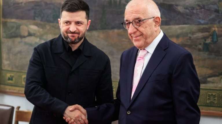 Κακλαμάνης σε Ζελένσκι: Αν η Δύση είχε αντιδράσει στην εισβολή του τουρκικού στρατού στην Κύπρο, ίσως η Ρωσία να μην είχε εισβάλει στην Ουκρανία