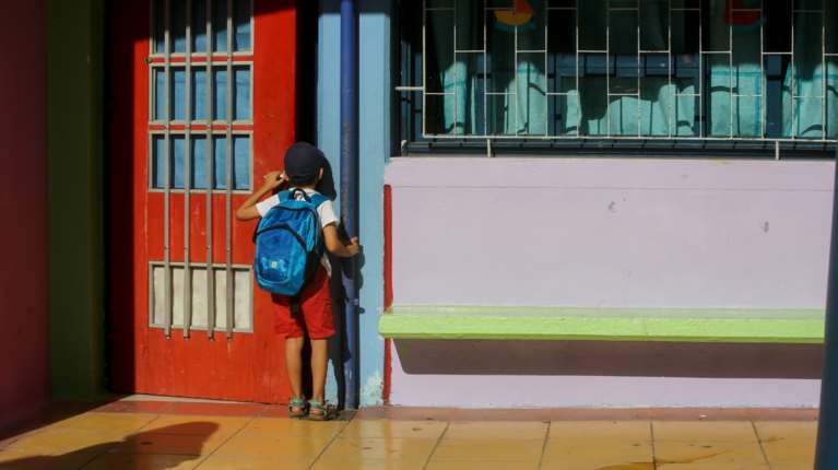 ΕΔΕ για την 4χρονη Ειρήνη που έφυγε μόνη της από νηπιαγωγείο στον Άγιο Παντελεήμονα