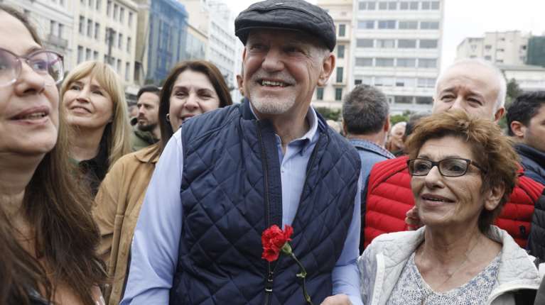 Ο ΓΑΠ και το βιβλίο του Αλέξη Τσίπρα - Γιατί η πρόσκληση δεν έφθασε ποτέ στο γραφείο του Παπανδρέου