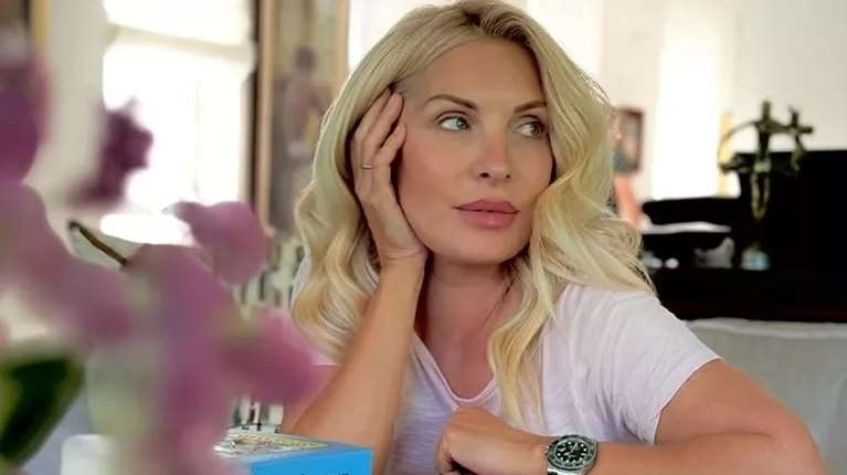 Μαρίνα Παντζοπούλου: Με το πιο άνετο summer look για ψώνια με την Ελένη Μενεγάκη