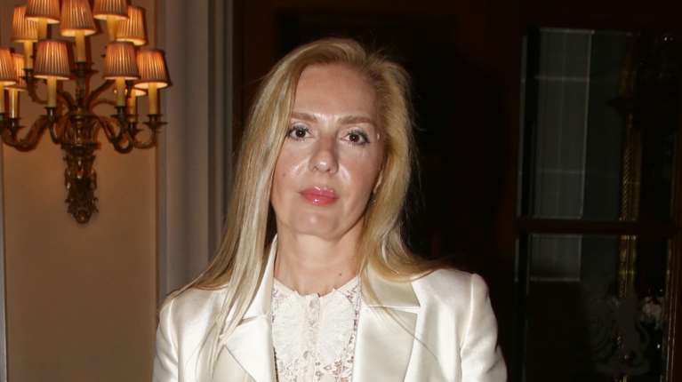 Έλενα Μακρή Λυμπέρη: Σπάνια εμφάνιση με τους γοητευτικούς γιους της, Άρη και Αλέξανδρο