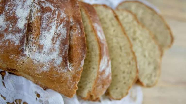 Λευκό ψωμί: Οι 3 βασικοί λόγοι που δεν πρέπει να το τρως καθημερινά