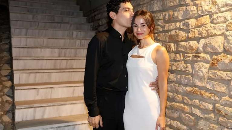 Στο σπίτι του Αργύρη Πανταζάρα και της Σίσσυς Τουμάση: Η ιταλική βραδιά που πέρασαν με φίλους