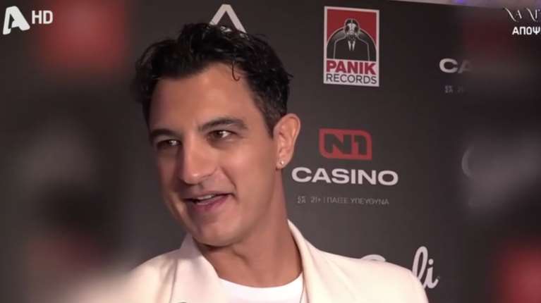 Ο Δήμος Αναστασιάδης μίλησε για πρώτη φορά μετά τη γέννα της Τζένης Θεωνά