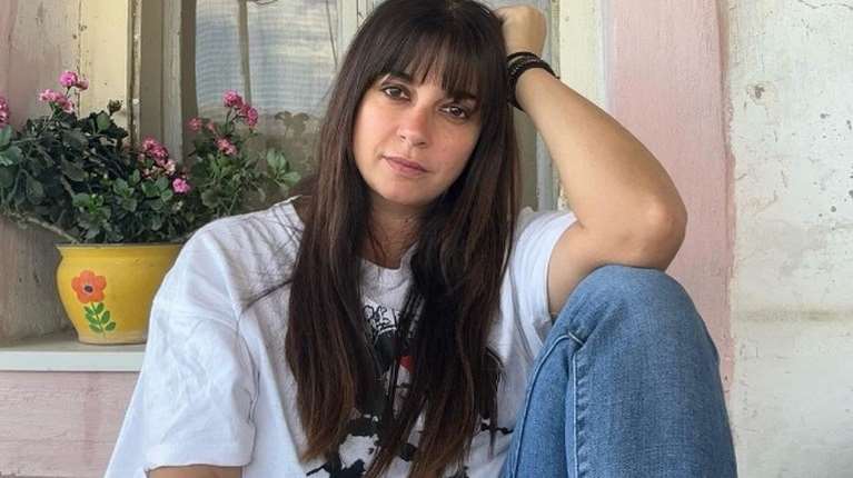 Σπάνια φωτό της Σοφίας Φαραζή από τον γάμο της με τον Νάσο Μαρατσώλα