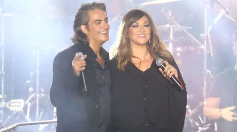 Καίτη Γαρμπή – Διονύσης Σχοινάς: Αναβάλλεται η συναυλία τους στη Λάρισα - Ο λόγος