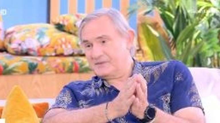 Άκης Σακελλαρίου: &quot;Κόλλησα λεγιονέλλα από ξενοδοχείο - Ήμουν δέκα μέρες σε κώμα και ενάμιση μήνα στο νοσοκομείο&quot;