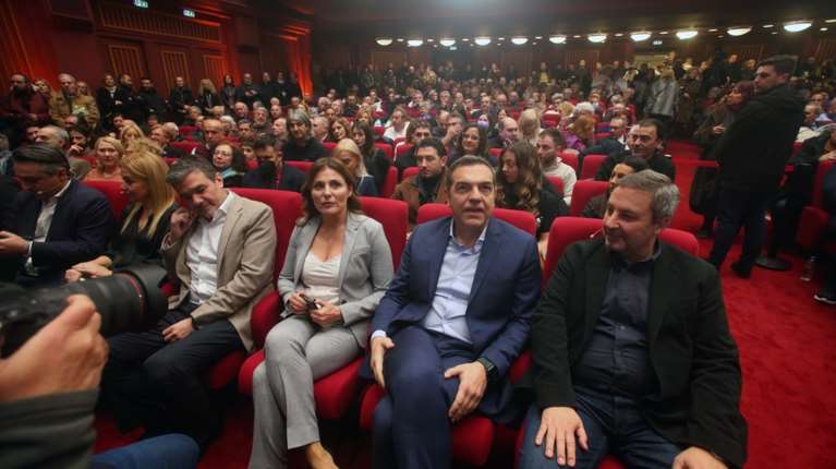 Αλέξης Τσίπρας: Live η παρουσίαση του βιβλίου "Ιθάκη" στη Θεσσαλονίκη - Πλήθος κόσμου στο "Ολύμπιον"