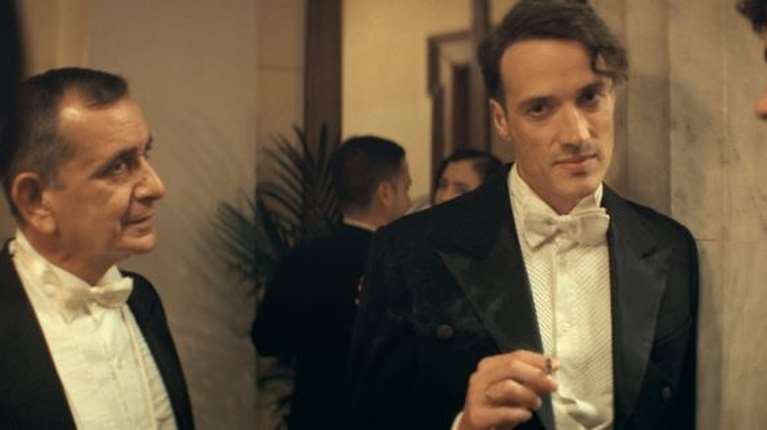 "Η μεγάλη χίμαιρα": Το πλοίο "Μαρίνα" βυθίζεται και η μοίρα των ηρώων αλλάζει για πάντα