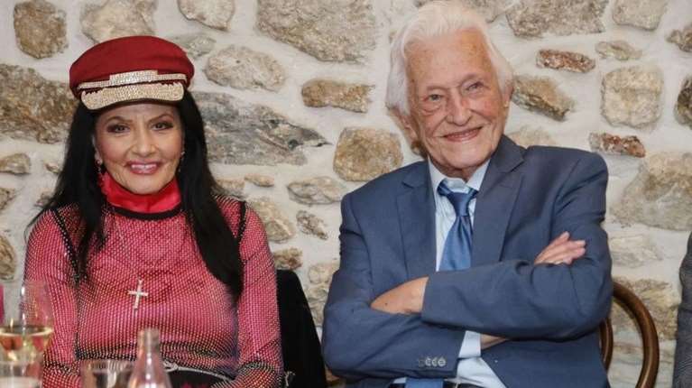 Ο λόγος που η Ζωζώ Σαπουντζάκη δεν ήταν στις τελευταίες στιγμές του συντρόφου της, Πύρρου