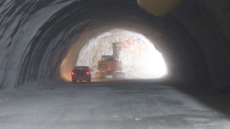 Ποιος είναι ο &quot;αόρατος&quot; νέος αυτοκινητόδορομος των δύο σηράγγων και των έξι γεφυρών στην Ελλάδα