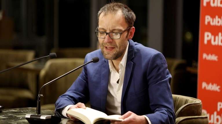 Αύγουστος Κορτώ: Δεν επιλέξαμε την αρρώστια μας κι ούτε οφείλουμε να ντρεπόμαστε