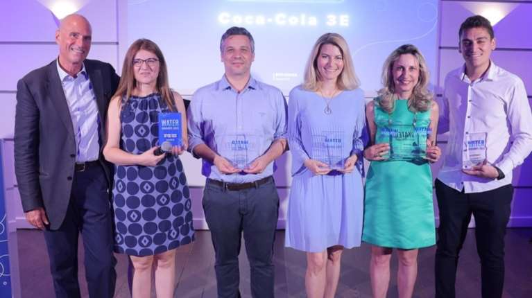 Coca-Cola στην Ελλάδα: Πέντε βραβεία και διάκριση &quot;Water Team of the Year&quot; στα Water Awards 2025