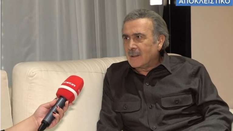 Λάκης Λαζόπουλος: "Ο Μητσοτάκης φαίνεται πως δεν συμπαθεί τους ανθρώπους των Τεμπών"