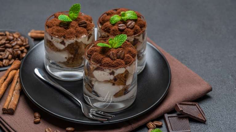 Εορτολόγιο: Ποια ονόματα γιορτάζουν σήμερα, Τετάρτη 11 Φεβρουαρίου