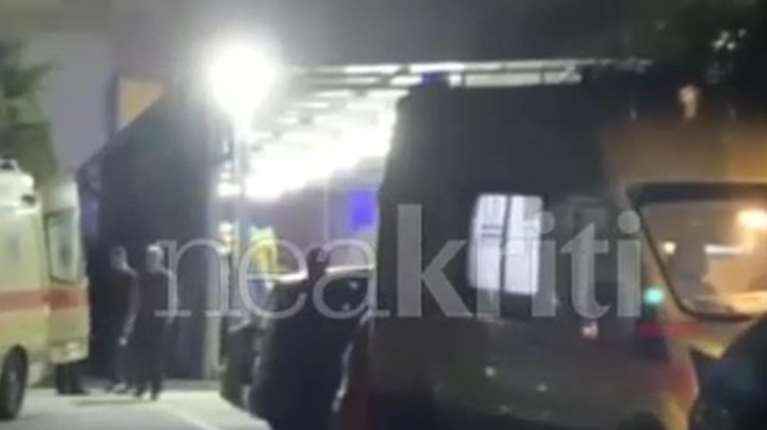 Κρήτη: Παραδόθηκαν πατέρας και γιος για την αιματηρή επίθεση σε δύο αδέλφια στη Μεσαρά